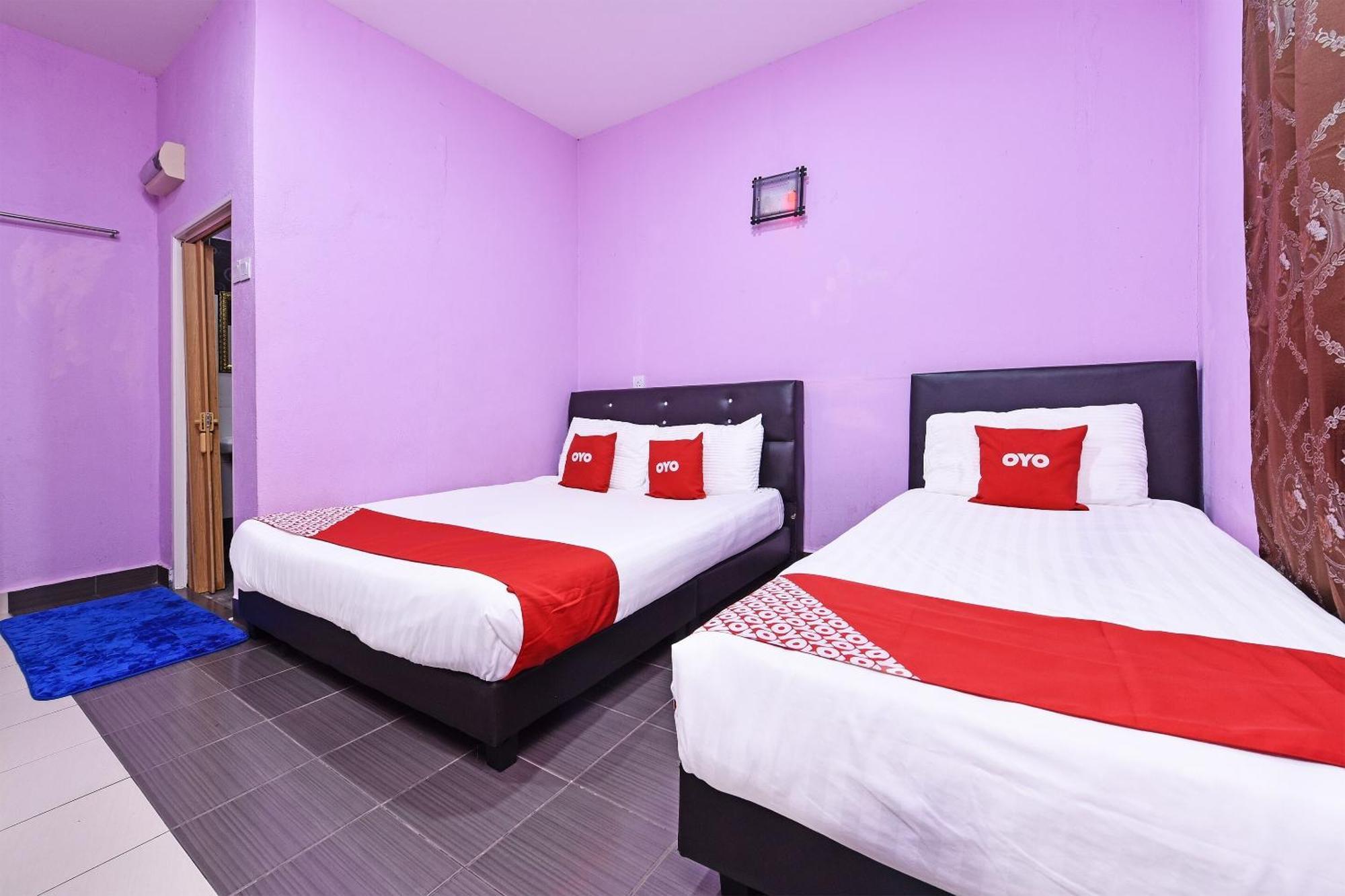 Oyo 90561 Awan Biru Motel Pantai Cenang  Eksteriør bilde