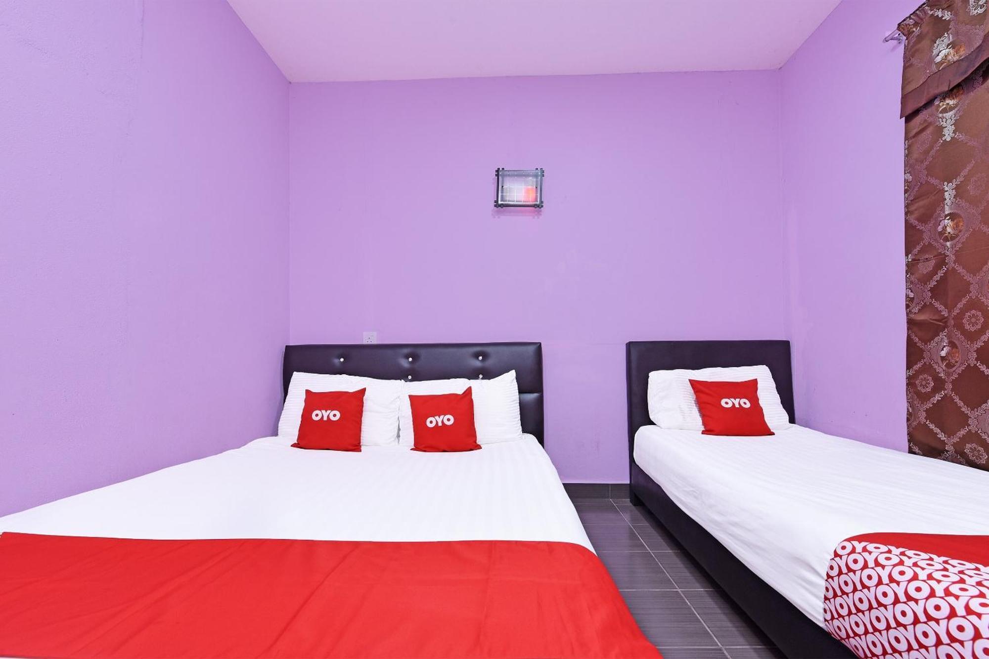 Oyo 90561 Awan Biru Motel Pantai Cenang  Eksteriør bilde